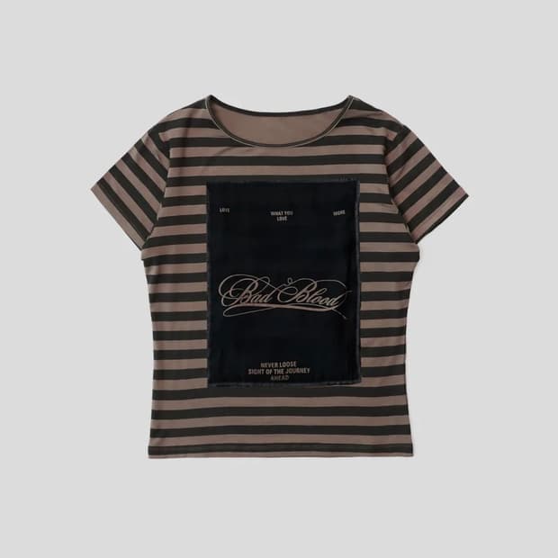 다크 클래식 스트라이프 티셔츠