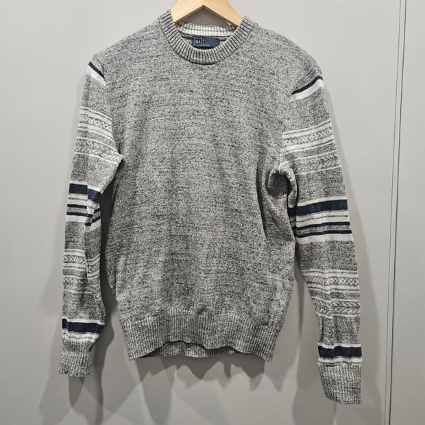 GAP 갭 라운드넥 니트 S