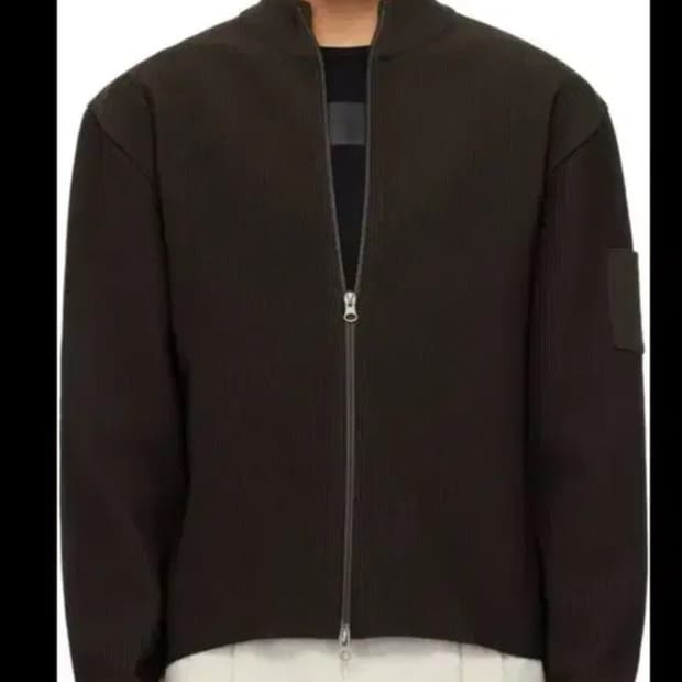 아모멘토 모크넥 가디건 브라운