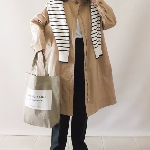 어반리서치 A라인 플레어 코트