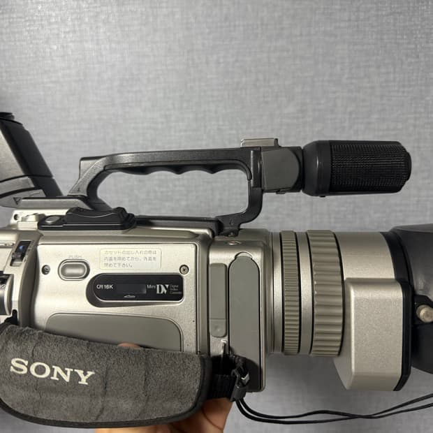 SONY 소니 DCR-VX2000 6mm 디지털 캠코더 (네고 가능)