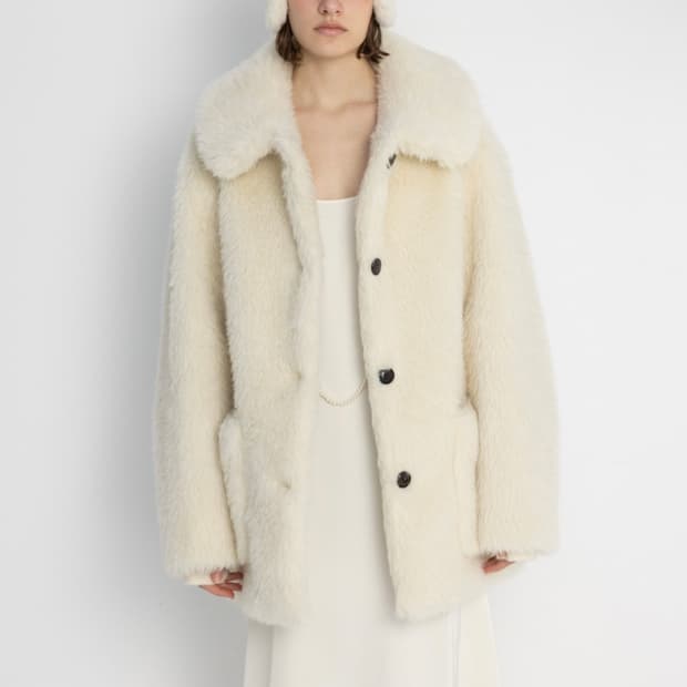 모노하 울 플러피 하프코트 아이보리
