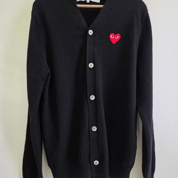꼼데가르송 블랙 하트 와펜 가디건 L