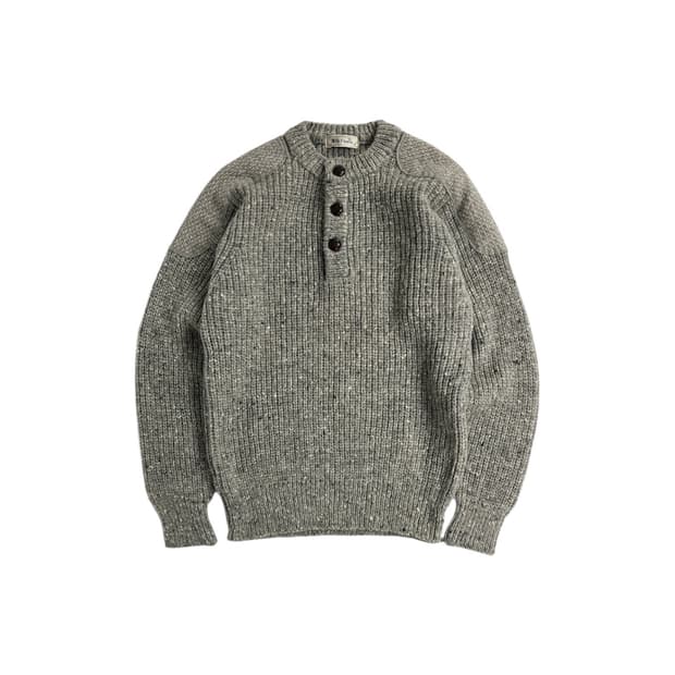 도네갈 숄더 패치 스웨터