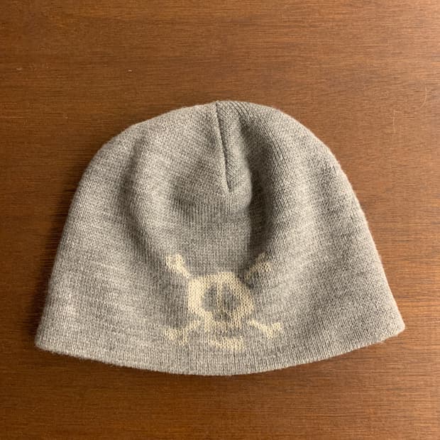 스투시 스컬 비니