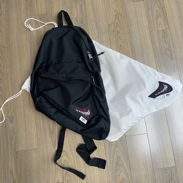 이스트팩 mm6 비대칭 백팩