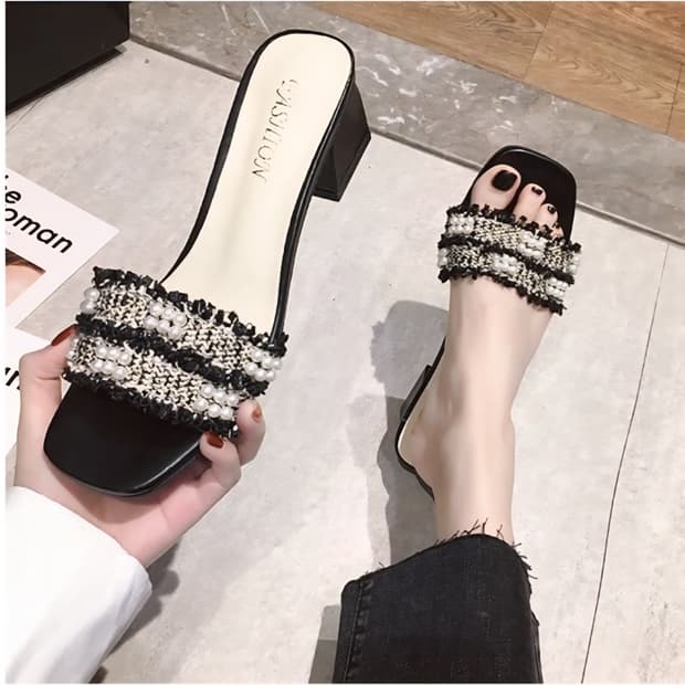 (새상품) 트위드진주 샌들 슬리퍼 240