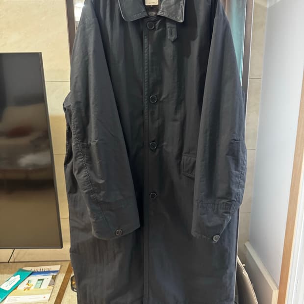 [4] 폴리테루 벌룬 코트 패디드 블랙