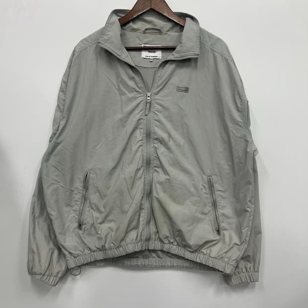 TRAVEL 그레이 바람막이 