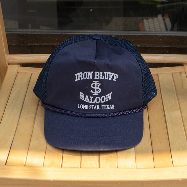 Shit Happens! Mash Tracker Cap (L)