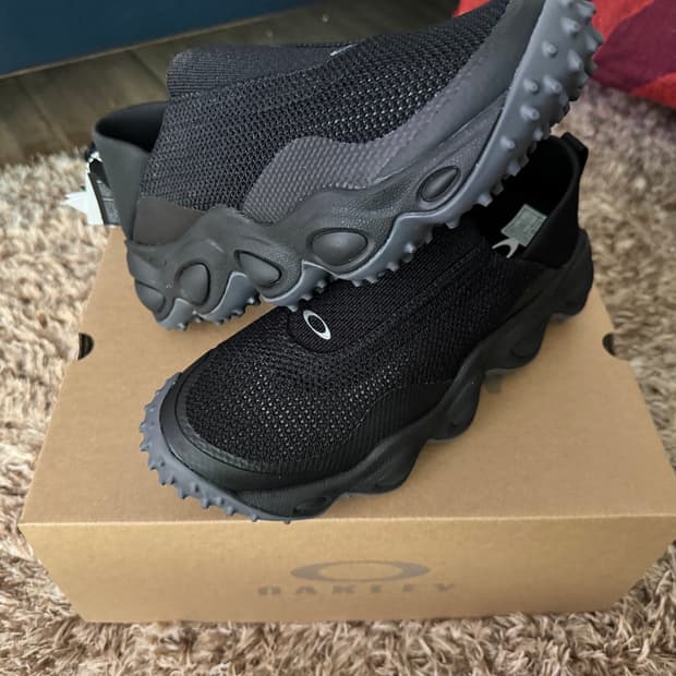 새상품) 오클리 이온시프트 블랙 270