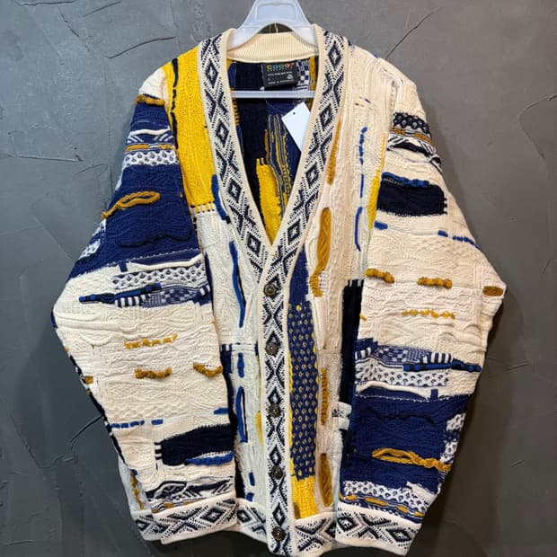 [L] COOGI 쿠지 케이블 니트 가디건