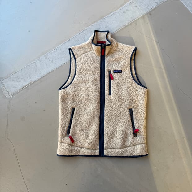 파타고니아 울리에스터 플리스 베스트