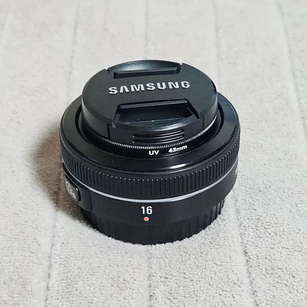 삼성 NX 미러리스용 16mm 단렌즈