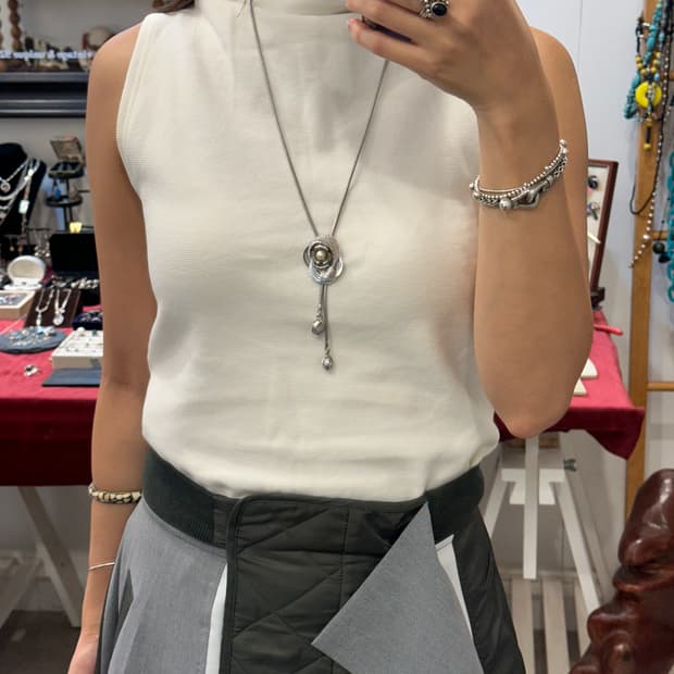 Vintage pearl bolo tie