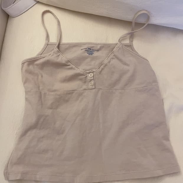 브랜디멜빌 티파니 버튼 나시 탑 베이지