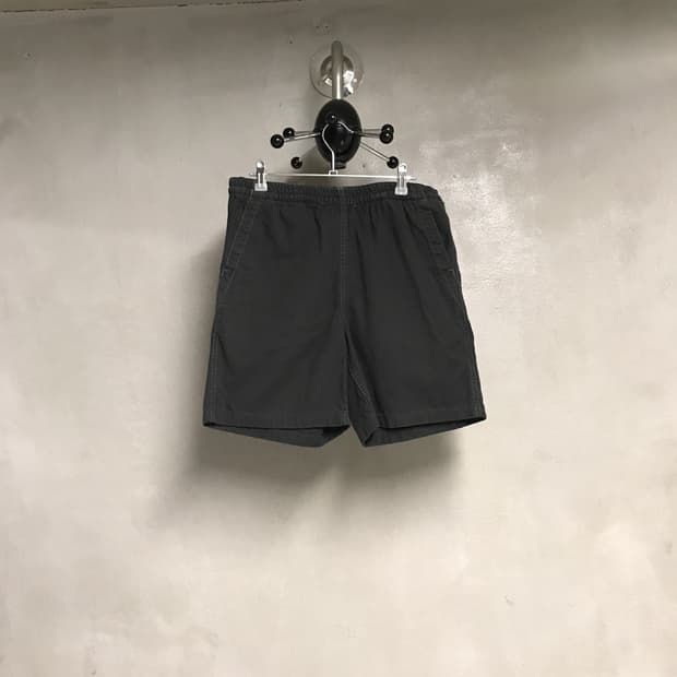 단톤 블랙 반바지 36(W)