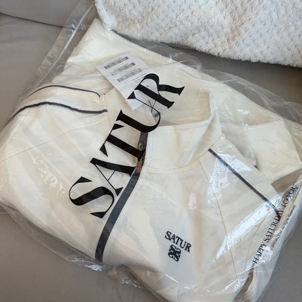 새상품) 세터 집업 자켓 / 정가:13.9만