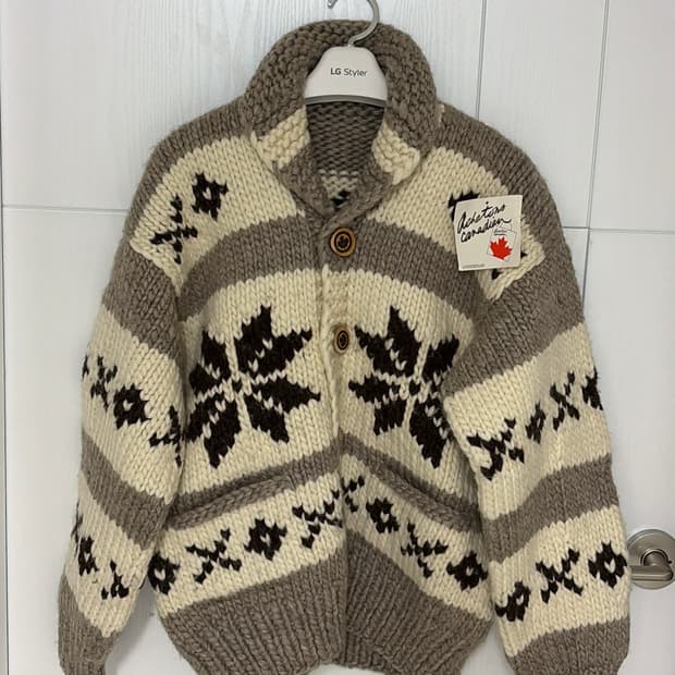  정품 캐나다 코위찬 울 가디건  100-105 새상품