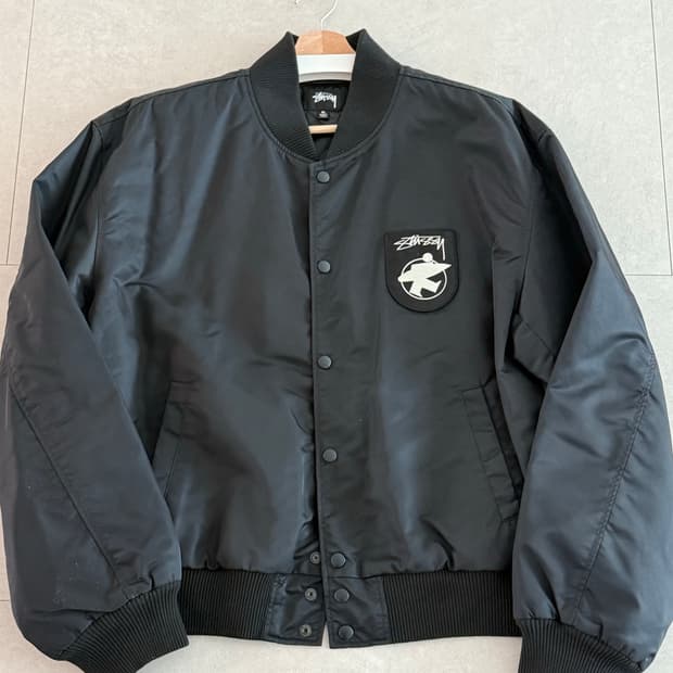 (XL) 스투시 서프맨 스타디움 자켓