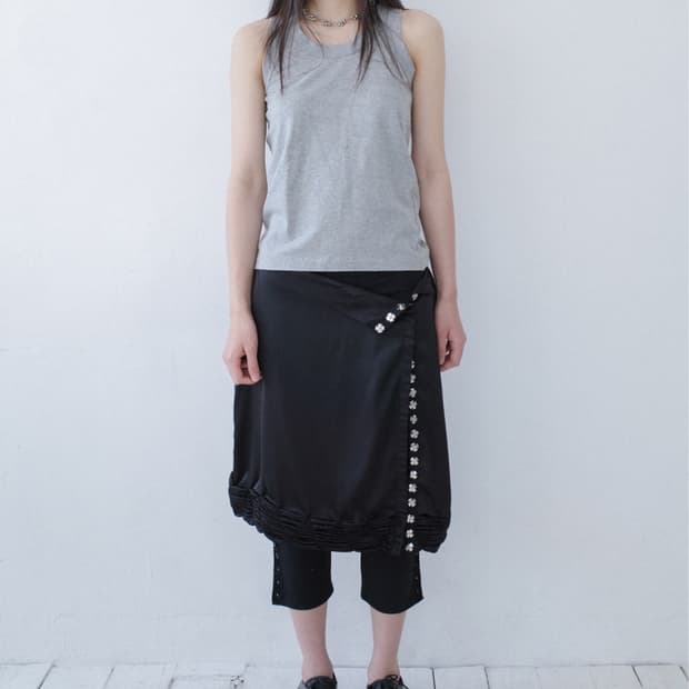  Silky rue wrap skirt (Black)
