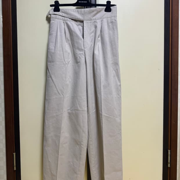 cos 하이웨이스트 바지