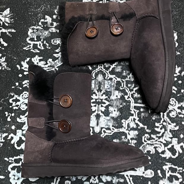 UGG Australia Bailey Button Boots 230