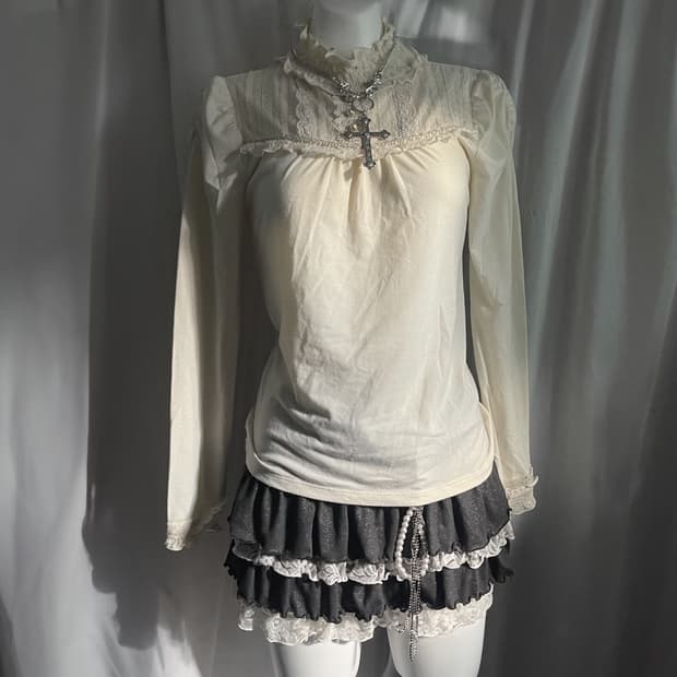 Axes femme 레이스 이너 탑