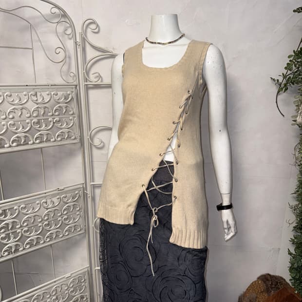 Koji Tachiyama cashmere laceup vest