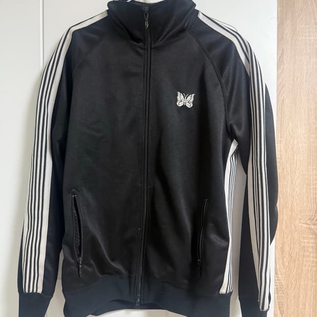 니들스 트랙자켓