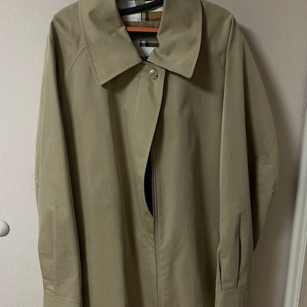 버버리 런던 잉글랜드 집업 코트