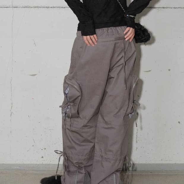 타입서비스 사이드 포켓 실루엣 팬츠 차콜