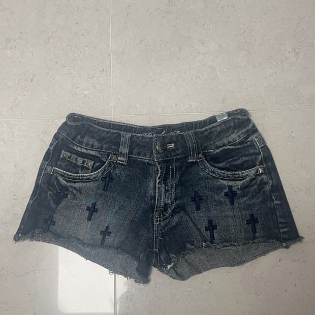 펑크 고딕 청반바지 십자가 패턴 데님 로우라이즈 핫팬츠