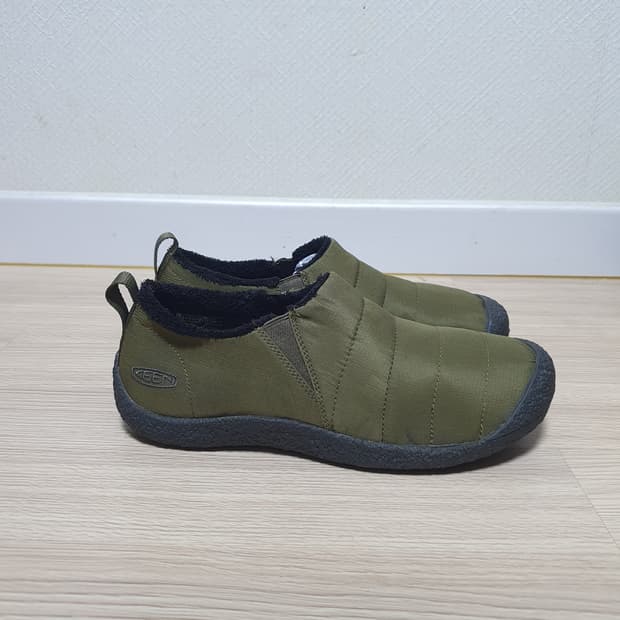 킨 하우저 패딩슈즈 260