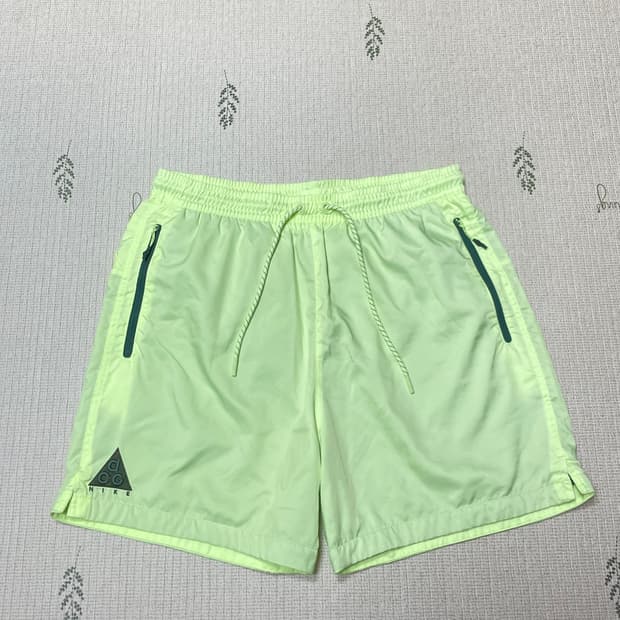 [M] 나이키 acg 우븐쇼츠 그린