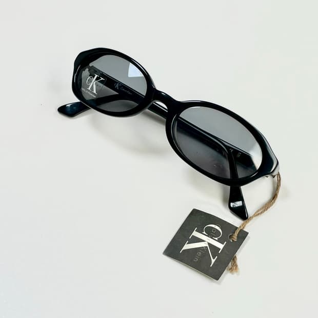 Calvin Klein 캘빈클라인 사의 빈티지 선글라스