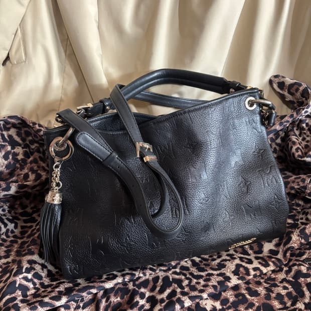 vintage metro city leather shoulder bag
