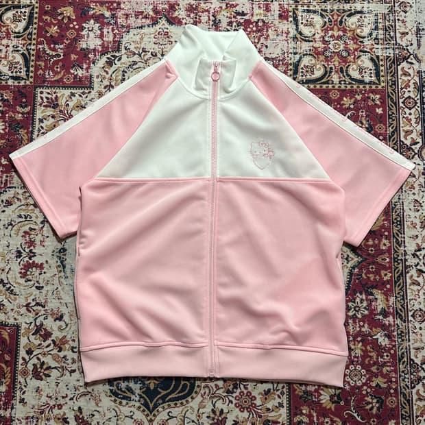 헬로키티 반팔 집업