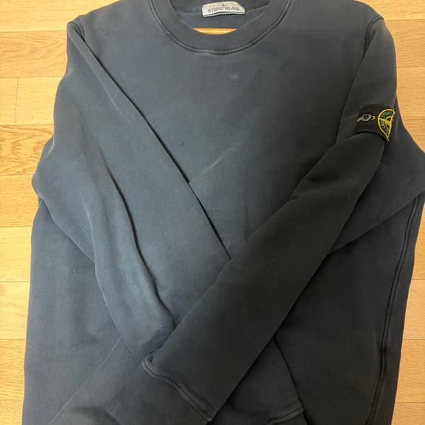 스톤아일랜드 맨투맨