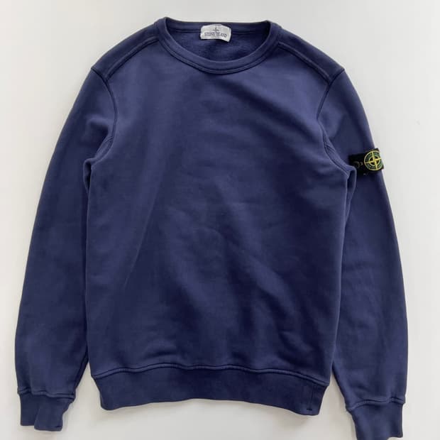 스톤아일랜드 네이비 맨투맨