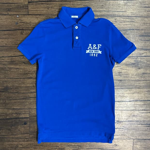 아베크롬비앤피치 A&F 머슬핏 블루 반팔 카라티 S