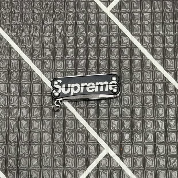 슈프림 레더맨 멀티툴 블랙