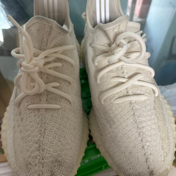 이지부스트 350 본 화이트 260