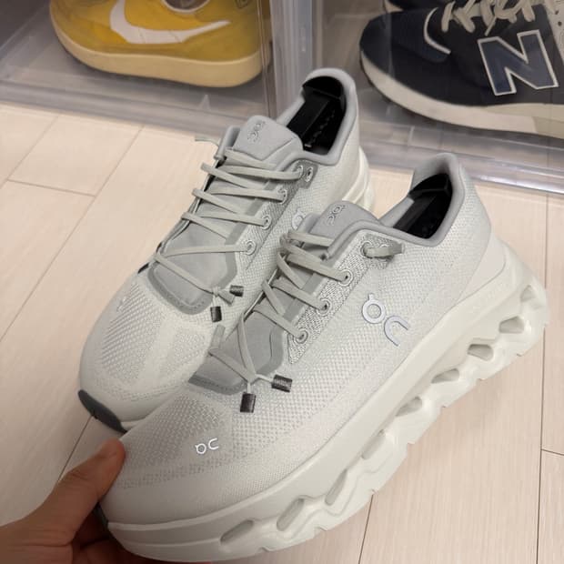 [260] 온러닝 클라우드 틸트 아이스 새제품