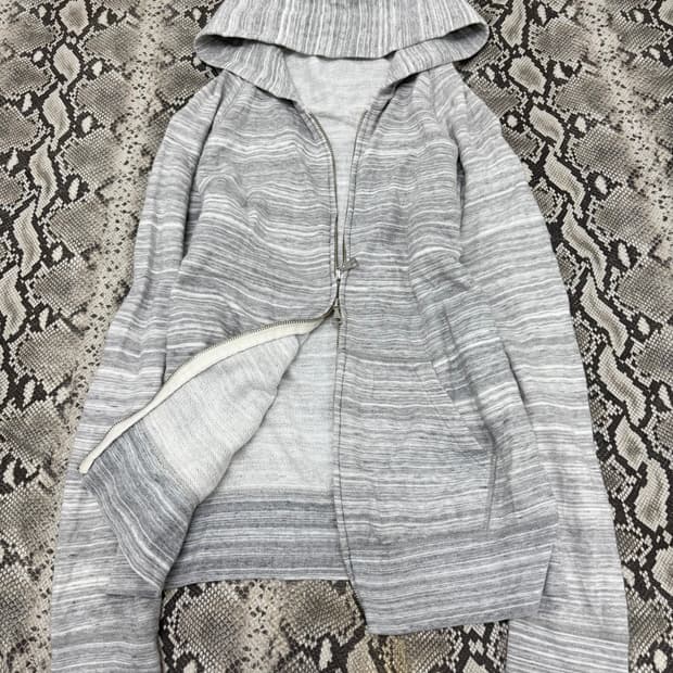 “Vintage” Grey Stripe Y2K Hood Zip Up