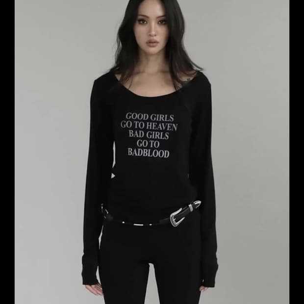 배드블러드 배드걸스 루즈핏 롱 슬리브