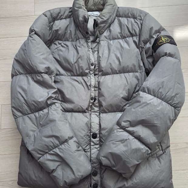 스톤아일랜드 크링클랩스 패딩 100