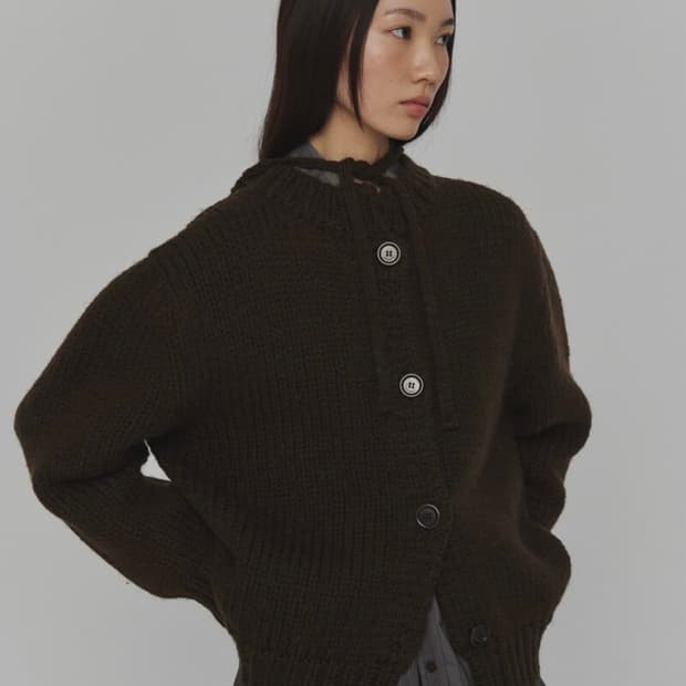 아모멘토 핸드 니티드 가디건