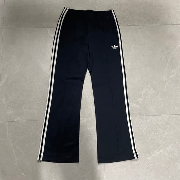 아디다스 트랙팬츠