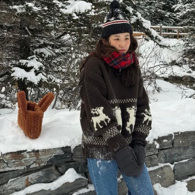 시엔느 미카 폼 비니